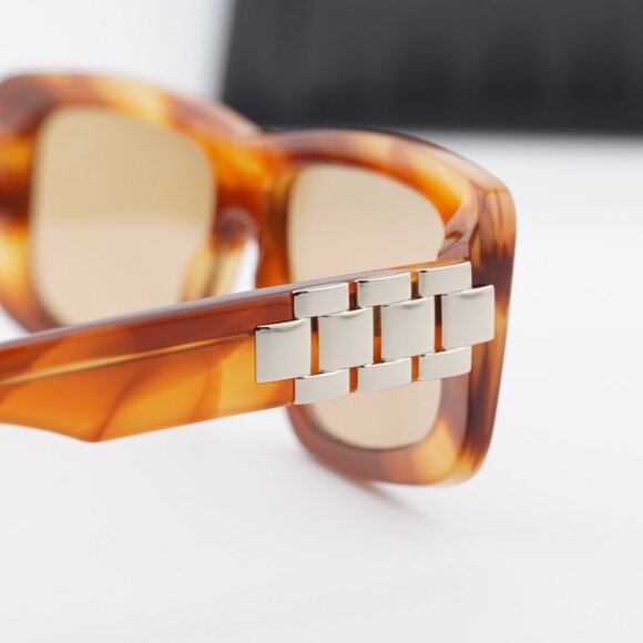 Victoria Beckham VB669S 223 Square Sunglasses – Striped Blonde Havana/Brown main image 8